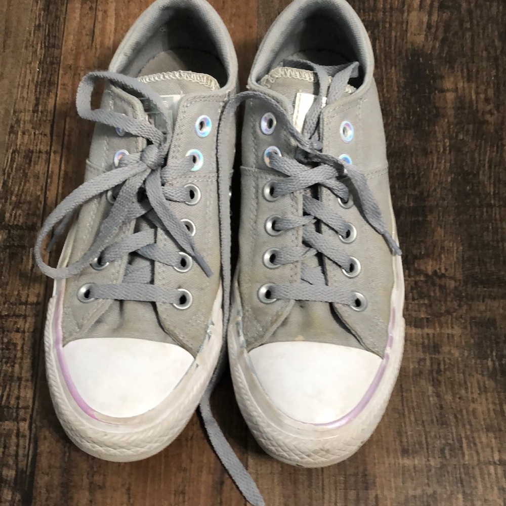 Pair of size 7  gray and white canvas converse all-star sSneakers